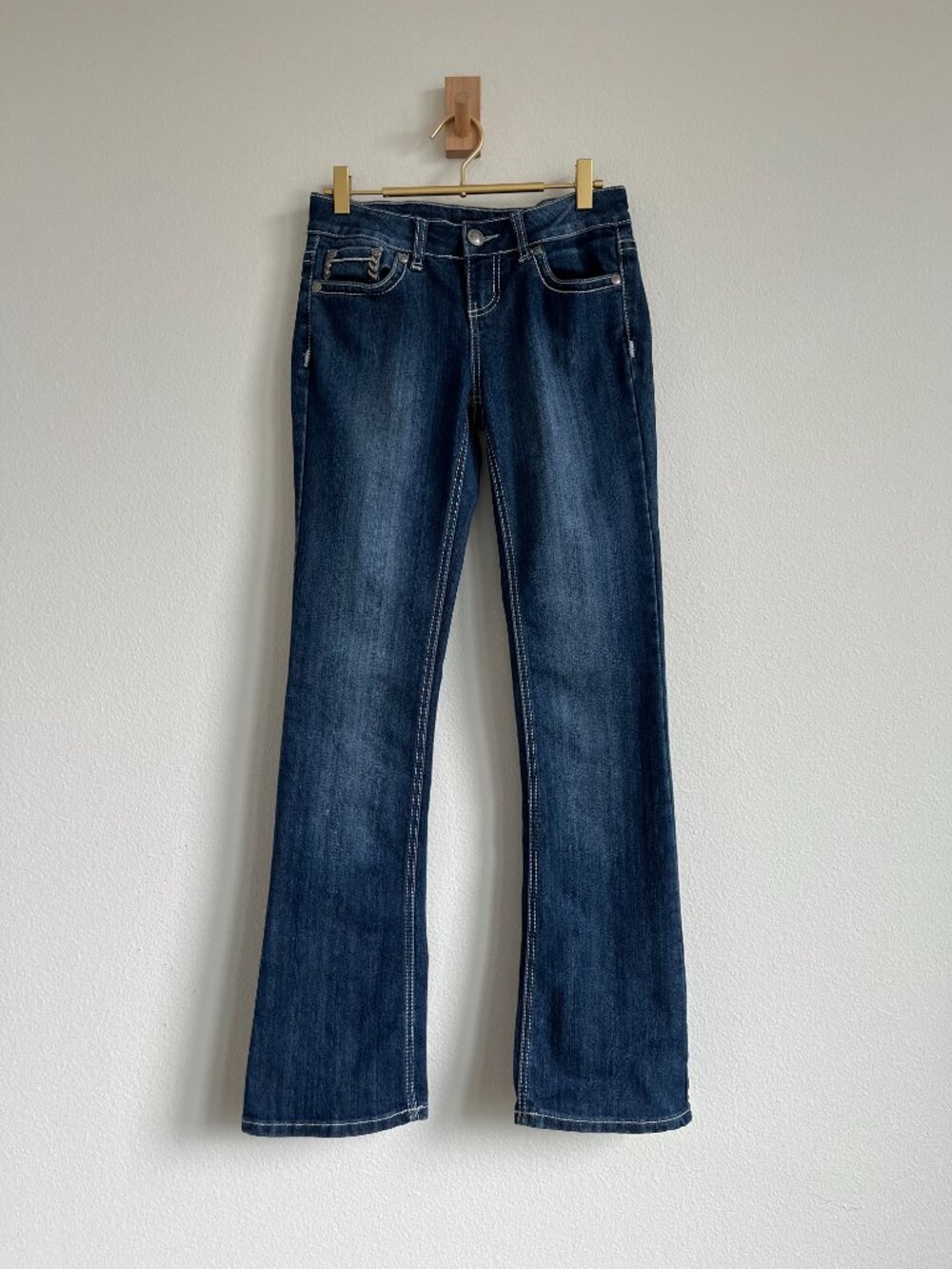 Venus Western Bootcut Y2K Jeans with Embellished Rhinestone Pockets - Size 2